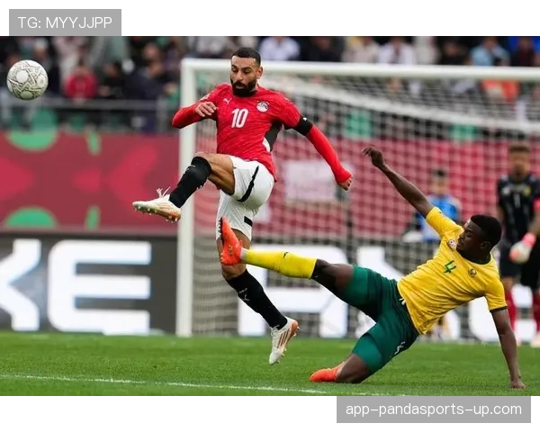 萨拉赫非洲足球先生地位解析：是否已跻身非洲历史顶级行列