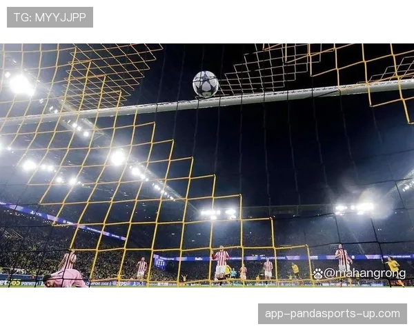 德甲危机？多特蒙德跌宕起伏背后的战术难题，争冠豪门的衰落困境